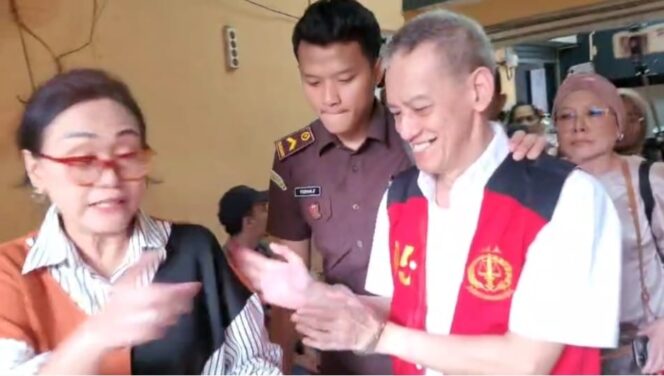 
 Perjuangan Fariz RM menuju rehabilitasi, total diperjuangkan Deolipa Yumara